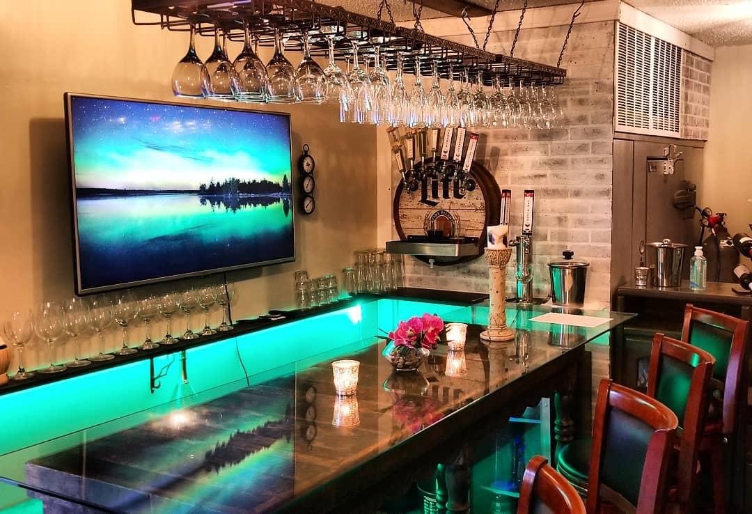 Pesto Bistro And Wine Bar